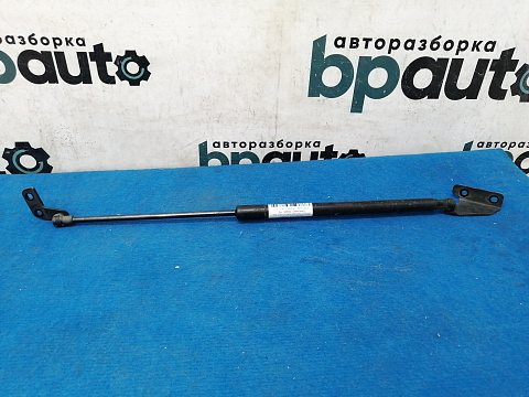 Фотография детали AA017933; Амортизатор крышки багажника правый (90450-JD01B) для Nissan Qashqai/БУ; Оригинал; Р0, Хорошее; . Фото номер 1