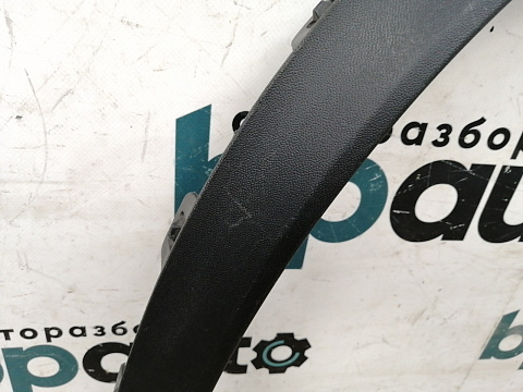 Фотография детали AA036136; Накладка заднего правого крыла (A2928852122) для Mercedes-Benz GLE coupe I (С292) (2015-2019)/БУ; Оригинал; Р1, Мелкий дефект; . Фото номер 3