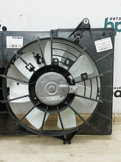 AA003186; Диффузор радиатора для Mazda 6 GH/Нов с деф; Неоригинал; Р0, Хорошее; 