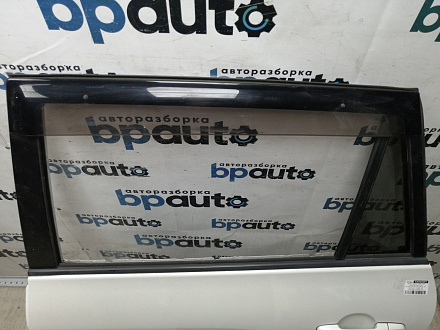 AA045291; Дверь задняя левая, под расширитель, Long (67004-42110) для Toyota Rav4/БУ; Оригинал; Р0, Хорошее; (070) Белый перламутр 3х. сл.