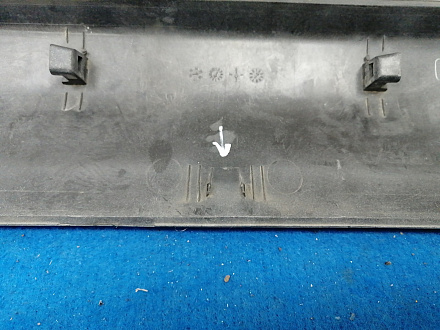 AA030640; Накладка заднего бампера (6415A061) для Mitsubishi Outlander III рест.2 (2015-2018)/БУ; Оригинал; Р1, Мелкий дефект; 