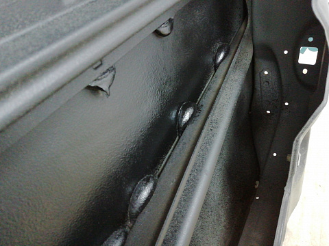 Фотография детали AA009193; Дверь передняя левая (C2Y5-59-02XA) для Mazda 5 CR/БУ; Оригинал; Р0, Хорошее; (A3F) Чёрный. Фото номер 16