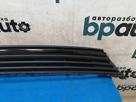 AA027774; Решетка переднего бампера (6RU853677C) для Volkswagen Polo V рест. Sedan (2015-2020)/БУ; Оригинал; Р0, Хорошее; 