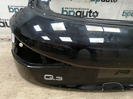 AA038035; Крышка багажника (8U0827025B) для Audi Q3/БУ; Оригинал; Р1, Мелкий дефект; 