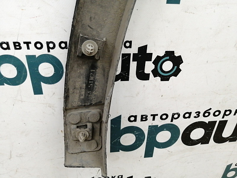 Фотография детали AA029704; Накладка переднего правого крыла (KD53-51W21) для Mazda CX-5/БУ; Оригинал; Р1, Мелкий дефект; . Фото номер 11