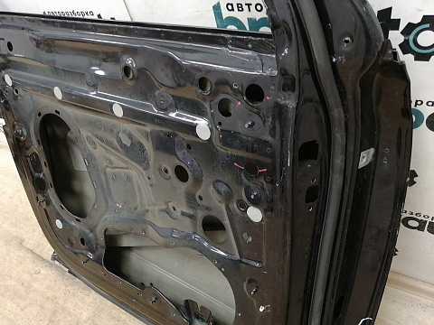 Фотография детали AA039027; Дверь передняя левая (4M0831051F) для Audi Q7/БУ; Оригинал; Р2, Удовлетворительное; . Фото номер 19