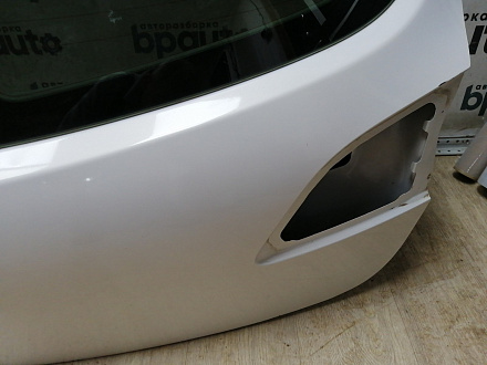 AA045283; Крышка багажника (BBY1-6202X) для Mazda 3 BL/БУ; Оригинал; Р0, Хорошее; (34K) Белый перламутр