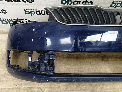 Фотография детали AA028966; Бампер передний; без паркт.; без омыват. (60U 807 217B) для Skoda Rapid/БУ; Оригинал; Р1, Мелкий дефект; . Фото номер 11