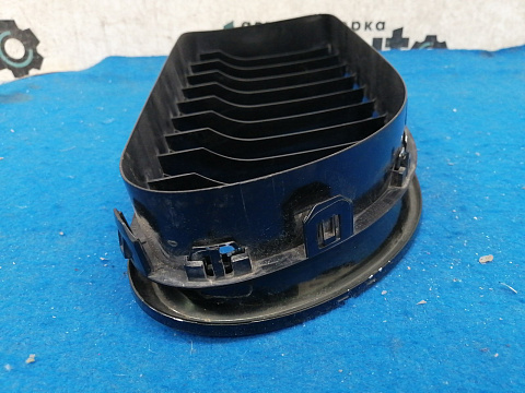 Фотография детали AA034181; Решетка радиатора левая (51137212849) для BMW 6 серия F06 F13 F12/БУ; Оригинал; Р1, Мелкий дефект; . Фото номер 11