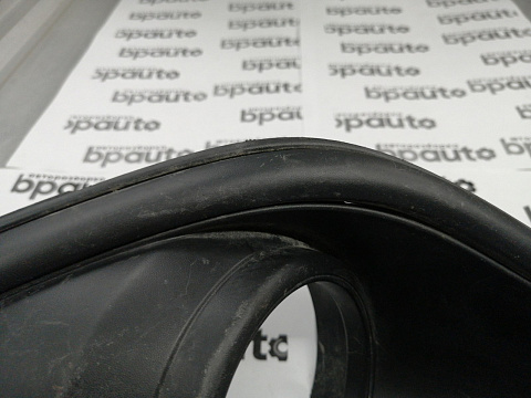 Фотография детали AA045549; Накладка ПТФ правая (6400H702) для Mitsubishi Outlander/БУ; Оригинал; Р1, Мелкий дефект; . Фото номер 5