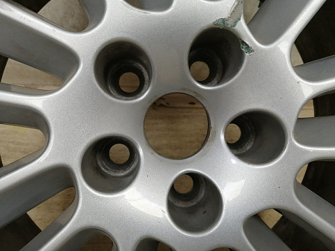 Фотография детали AA033558; Диск литой, 19x8.5J, 5x108, ET45 (HK83-1007-DA) для Jaguar F-Pace I (2016-2020)/БУ; Оригинал; Р1, Мелкий дефект; . Фото номер 9