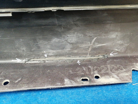 Фотография детали AA035143; Накладка порога правая (51777288396) для BMW 1 серия F21/БУ; Оригинал; Р1, Мелкий дефект; . Фото номер 10