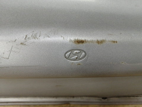 Фотография детали AA038281; Крышка багажника (73700-3J140) для Hyundai IX55 (2008-2013)/БУ; Оригинал; Р3, Под восстановление; . Фото номер 26