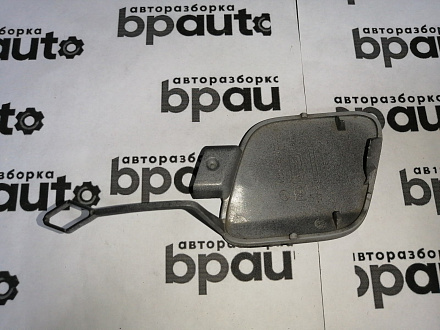 AA045312; Заглушка букс. крюка заднего бампера (A2228850223) для Mercedes-Benz S-klasse VI Sedan (W222) (2013-2017)/БУ; Оригинал; Р1, Мелкий дефект; 