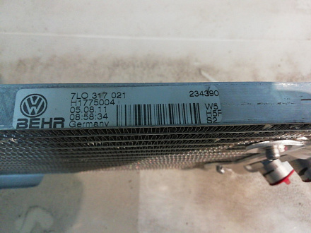 AA023454; Радиатор охлаждения масла АКПП (7L0 317 021)/Нов с деф; Оригинал; Р1, Мелкий дефект; 