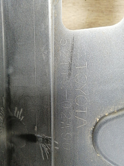 AA045916; Бампер передний; без паркт.; без омыват. (52119-02A90) для Toyota Auris I рест. (2010- 2013)/БУ; Оригинал; Р1, Мелкий дефект; 