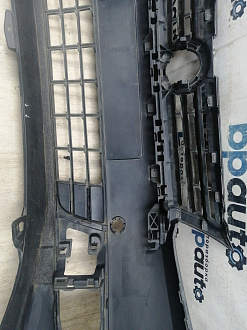 AA045719; Бампер передний; без паркт.; без омыват. (2K5807221A) для Volkswagen Caddy III рест. (2010-2015)/БУ; Оригинал; Р1, Мелкий дефект; 