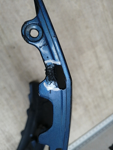 Фотография детали BA000221; Бампер передний; без паркт.; под омыват. (5G0807221) для Volkswagen Golf/БУ; Оригинал; Р1, Мелкий дефект; . Фото номер 16