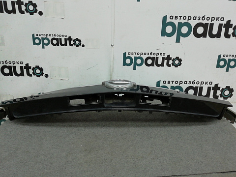 Фотография детали AA010224; Накладка крышки багажника (13322627) для Opel Insignia Wagon (2008 - 2014)/БУ; Оригинал; Р2, Удовлетворительное; . Фото номер 4