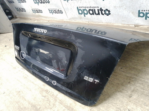 Фотография детали AA027654; Крышка багажника для Volvo S80 I рест. (2003-2006)/БУ; Оригинал; Р1, Мелкий дефект; . Фото номер 4