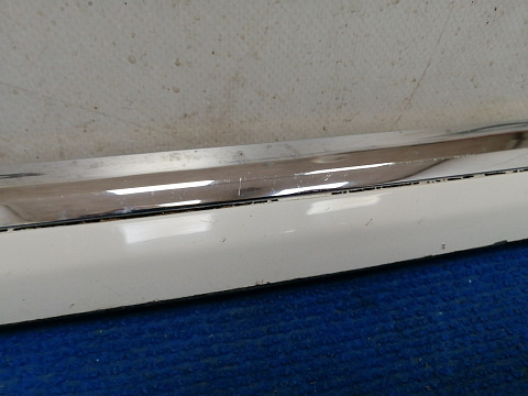 Фотография детали AA043521; Накладка на дверь передняя левая (3AA854939A) для Volkswagen Passat B7 Sedan (2011- 2014)/БУ; Оригинал; Р1, Мелкий дефект; . Фото номер 3