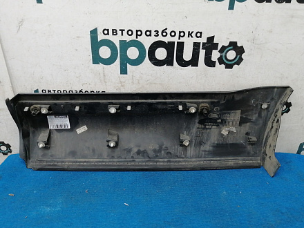 AA019972; Накладка задней правой двери (BJ32274A48BH) для Land Rover Range Rover Evoque/БУ; Оригинал; Р1, Мелкий дефект; 