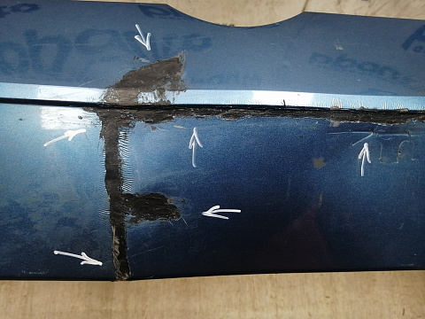 Фотография детали BA000221; Бампер передний; без паркт.; под омыват. (5G0807221) для Volkswagen Golf/БУ; Оригинал; Р1, Мелкий дефект; . Фото номер 6