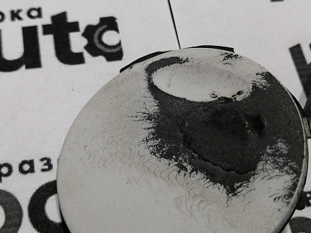 AA045442; Заглушка букс. крюка переднего бампера (13225748) для Opel Astra/БУ; Оригинал; Р2, Удовлетворительное; 