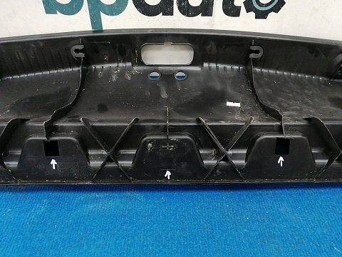 Фотография детали AA037799; Накладка задней панели внутренняя, пластик (8200128740) для Renault Megane/БУ; Оригинал; Р2, Удовлетворительное; . Фото номер 12