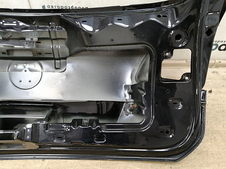 AA038271; Крышка багажника (7P6827025) для Volkswagen Touareg/БУ; Оригинал; Р1, Мелкий дефект; 