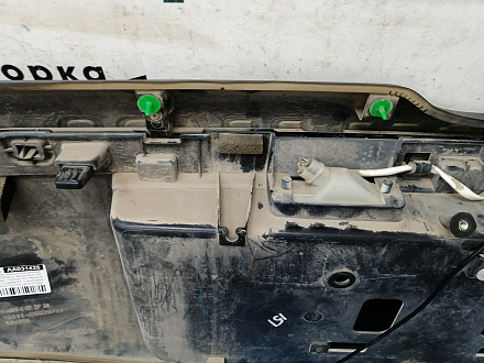 AA031425; Накладка крышки багажника (76811-0G020) для Toyota Land Cruiser Prado 150 рест. (2013 — 2017)/БУ; Оригинал; Р1, Мелкий дефект; 