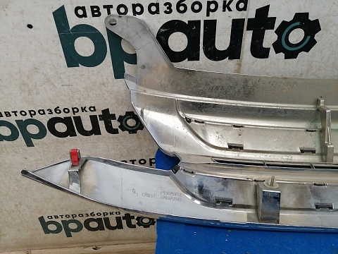 Фотография детали AA033317; Решетка радиатора (7450A992) для Mitsubishi Outlander III рест.2 (2015-2018)/БУ; Оригинал; Р2, Удовлетворительное; . Фото номер 21