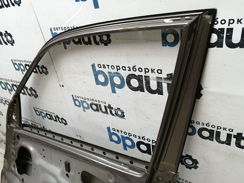 Фотография детали AA044938; Дверь передняя правая (6800165844) для Suzuki Grand Vitara/БУ; Оригинал; Р2, Удовлетворительное; . Фото номер 18