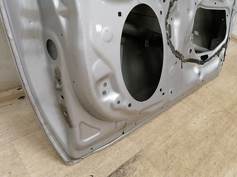 Фотография детали AA038820; Дверь передняя правая (67001-05070) для Toyota Avensis/БУ; Оригинал; Р3, Под восстановление; . Фото номер 15