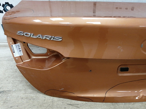 Фотография детали AA038905; Крышка багажника (69200-H5000) для Hyundai Solaris II (2017- 2020)/БУ; Оригинал; Р2, Удовлетворительное; . Фото номер 5