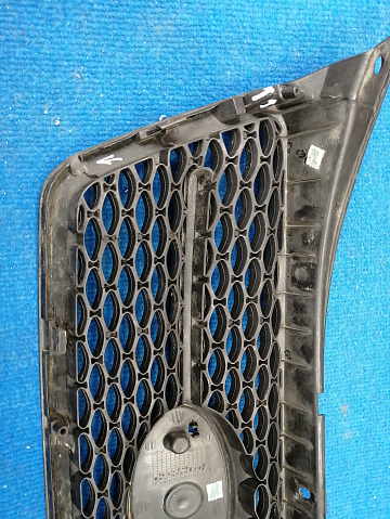 Фотография детали AA028780; Решетка радиатора (86370-07550) для Kia Picanto I рест. (2007-2011)/БУ; Оригинал; Р1, Мелкий дефект; . Фото номер 11