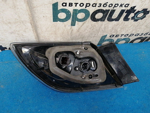 Фотография детали AA035404; Фонарь правый в крыло, черный отражатель (BR5S-51-170C) для Mazda 3 BK/БУ; Оригинал; Р2, Удовлетворительное; . Фото номер 7