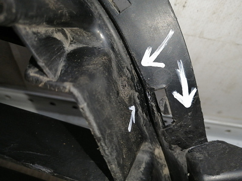 Фотография детали AA045451; Решетка переднего бампера (86522-3J200) для Hyundai IX55 (2008-2013)/БУ; Оригинал; Р1, Мелкий дефект; . Фото номер 11