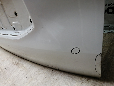 AA045271; Крышка багажника (67005-60F50) для Lexus GX460/БУ; Оригинал; Р1, Мелкий дефект; 