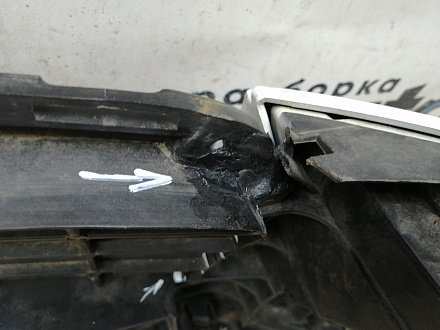 AA045519; Бампер передний; под паркт.; под омыват. (4L0 807 437 H) для Audi Q7 I рест. (2010-2015)/БУ; Оригинал; Р1, Мелкий дефект; 