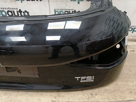 AA038035; Крышка багажника (8U0827025B) для Audi Q3/БУ; Оригинал; Р1, Мелкий дефект; 