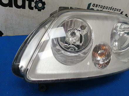 AA025032; Фара галоген левая (2K0941005B) для Volkswagen Touran I (2003-2006)/БУ; Оригинал; Р2, Удовлетворительное; 