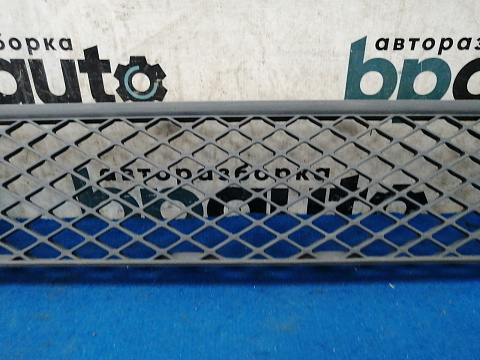 Фотография детали AA032289; Решетка переднего бампера (6S61A018A58ABW) для Ford Fiesta V рест. (2006-2008)/БУ; Неоригинал; Р0, Хорошее; . Фото номер 3