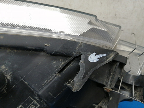 Фотография детали AA026786; Фара галоген правая (8V41-13W029-AG) для Ford Kuga I (2008-2012)/БУ; Оригинал; Р2, Удовлетворительное; . Фото номер 8