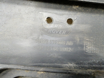 AA024386; Бампер передний, под ПТФ; без паркт.; под омыват. (AH22-17F003-AB) для Land Rover Discovery IV (2009 - 2013)/БУ; Оригинал; Р1, Мелкий дефект; 