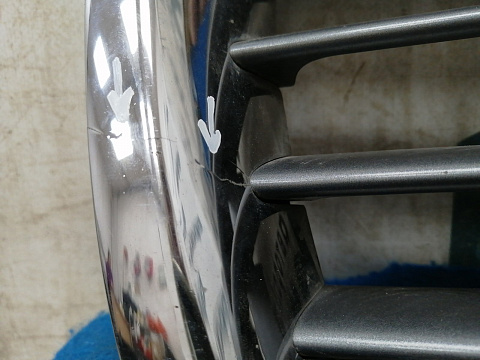 Фотография детали AA032281; Решетка радиатора (31283261) для Volvo S80 II рест. (2010-2013)/БУ; Оригинал; Р1, Мелкий дефект; . Фото номер 5