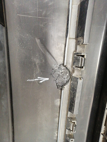 Фотография детали AA044095; Бампер задний; без паркт. (7L6807421) для Volkswagen Touareg/БУ; Оригинал; Р2, Удовлетворительное; . Фото номер 26