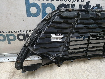 AA045454; Решетка переднего бампера (53112-06820) для Toyota Camry 55 рест.2 (2017 — 2018)/БУ; Оригинал; Р1, Мелкий дефект; 