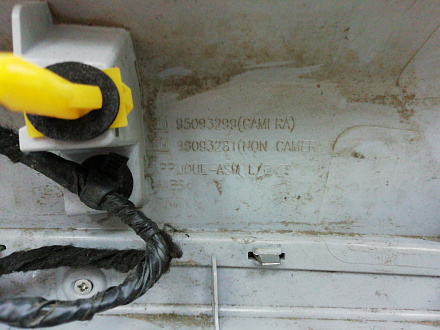 AA010039; Накладка крышки багажника; без камер. (95093281) для Opel Mokka (2012 - 2015)/БУ; Оригинал; Р0, Хорошее; 