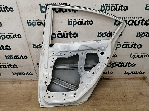 Фотография детали AA042728; Дверь задняя правая (BBY27202) для Mazda 3 BL/БУ; Оригинал; Р2, Удовлетворительное; . Фото номер 12